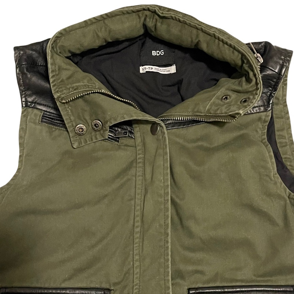 BDG Army Green & Faux leather Hooded Utility Vest Size XS - Picture 6 of 10